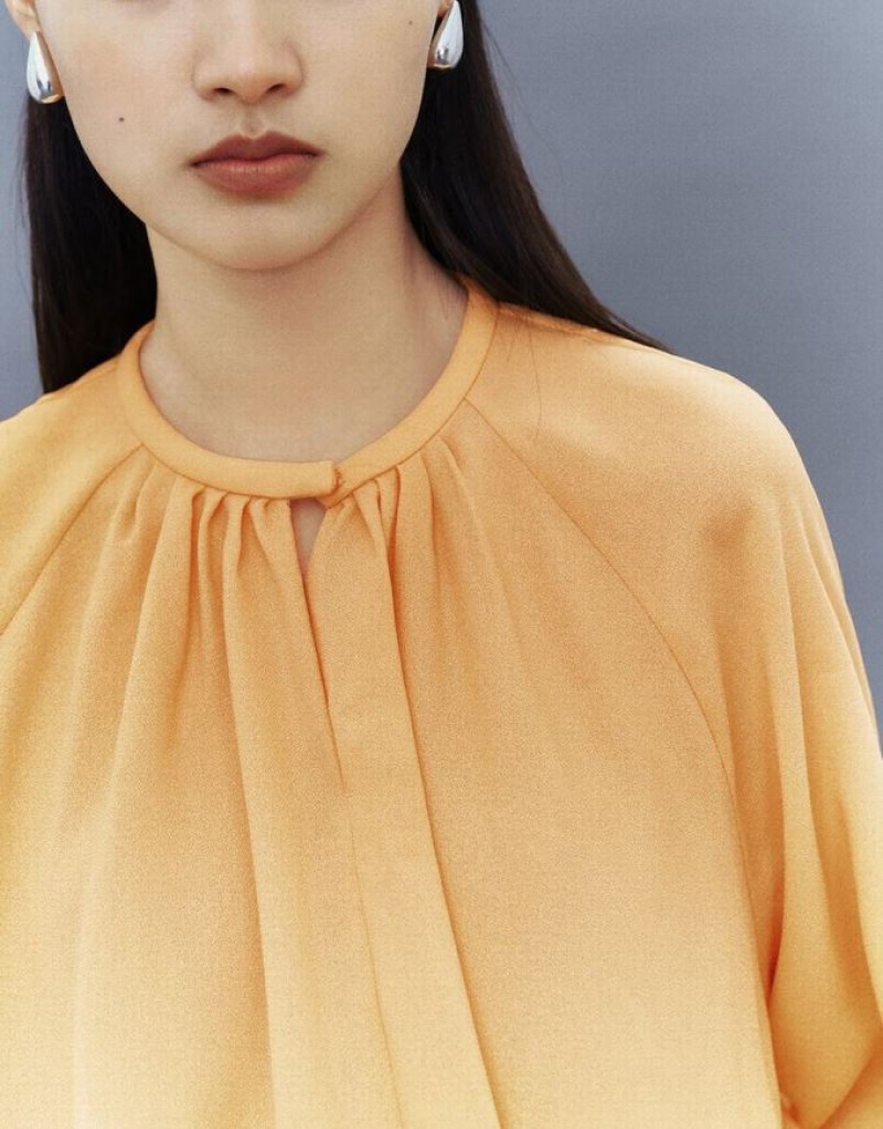 Coral Urban Revivo Raglan Sleeve Crew Neck Overhead Women's Blouse | 25980PLEG