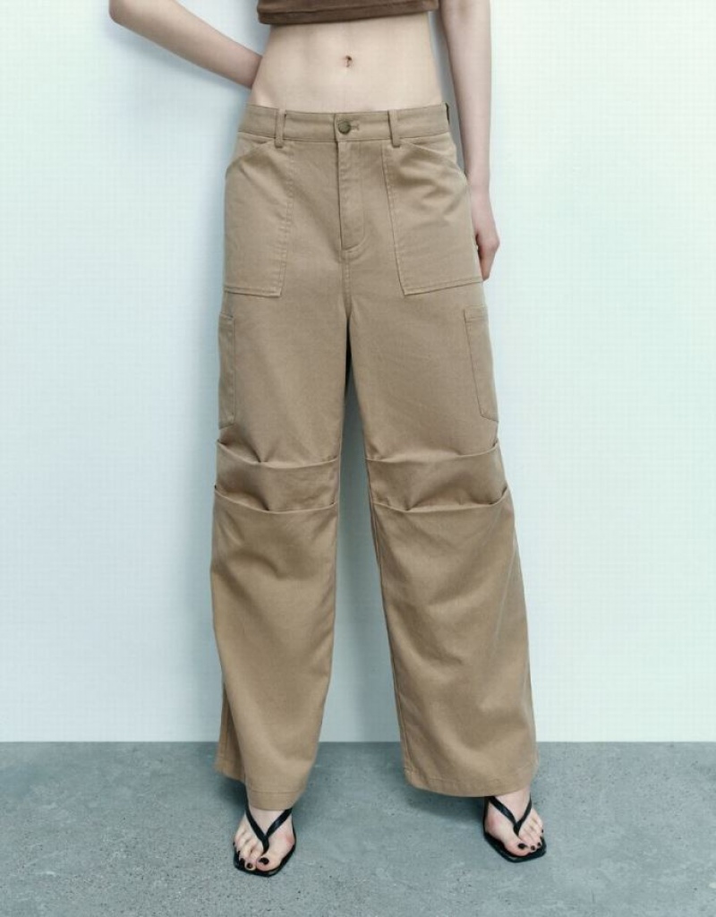 Dark Khaki Urban Revivo Multi-Pocket Wide-Leg Women's Pants | 56038UBNW
