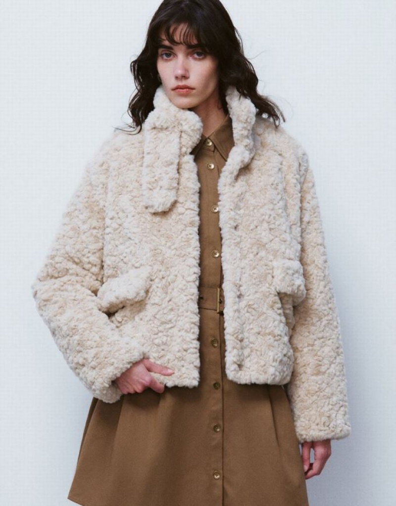 Khaki Urban Revivo Furry Stand Collar Straight Women\'s Jacket | 37249TRFJ