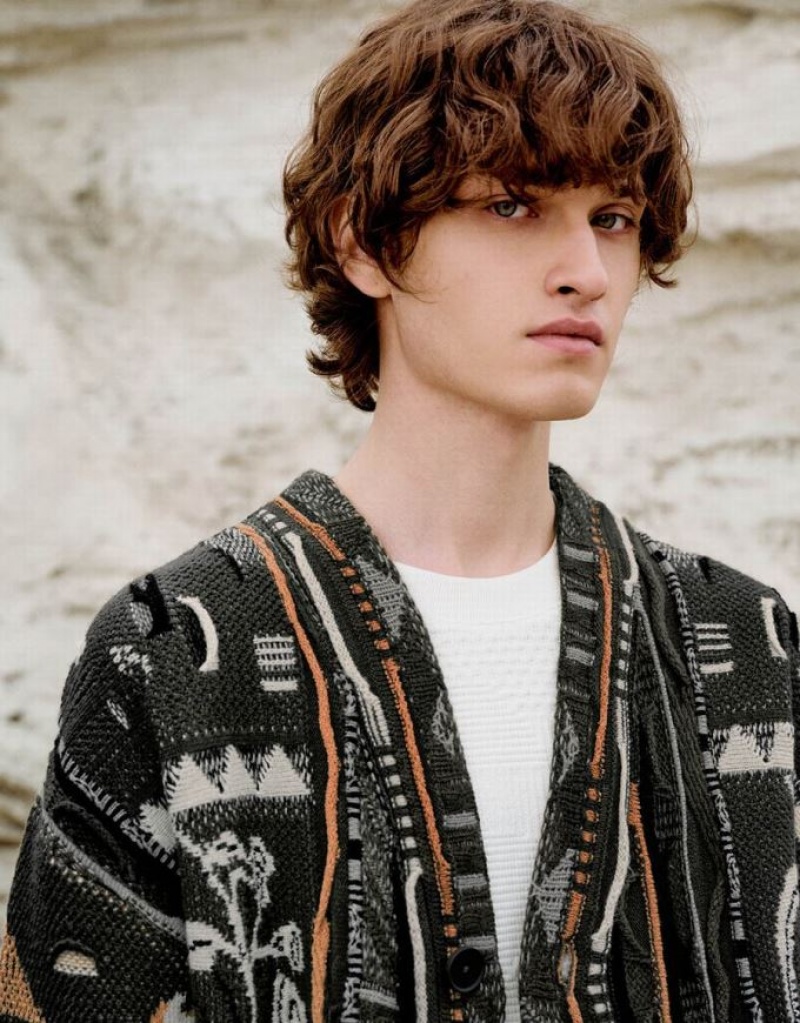 Multicolor Urban Revivo Embroidered V-Neck Knitted Men's Cardigan | 69140CJUK