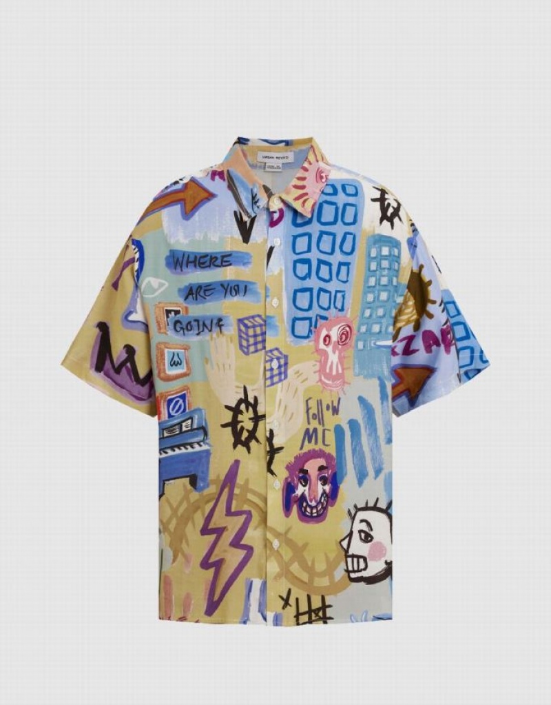 Multicolor Urban Revivo Graffiti Printed Loose Men\'s Shirts | 89071OHUS