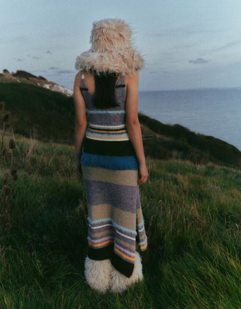 Multicolor Urban Revivo Striped Sleeveless V-Neck Women's Knitted Dress | 02637EFCT