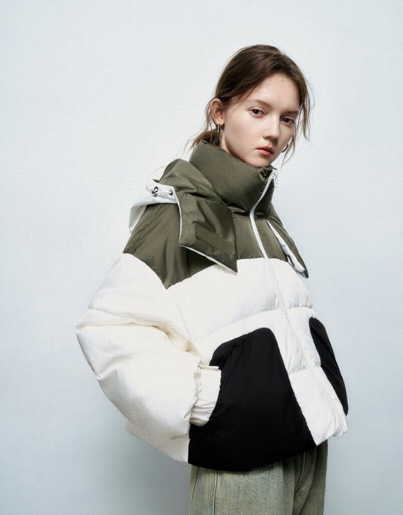 White Urban Revivo Colorblocks Hooded Padded Women's Coats | 49520BKQV