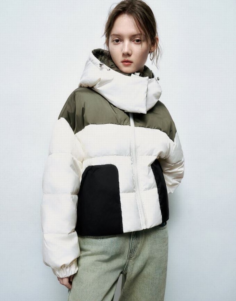 White Urban Revivo Colorblocks Hooded Padded Women\'s Coats | 49520BKQV